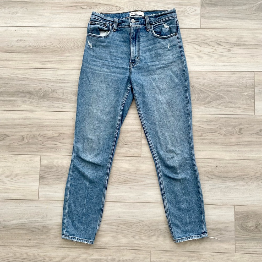 Abercrombie & Fitch The Skinny High Rise size 27 or 4